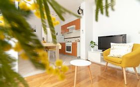 Apartment Nik - Cosy And Stylish